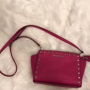 MK Hot pink crossbody